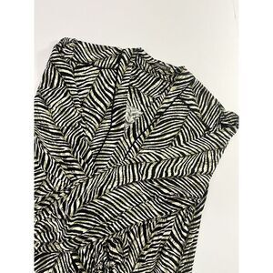 J. McLaughlin Petunia Animal Print Long Sleeve Polyester‎ Stretch Blouse Size S